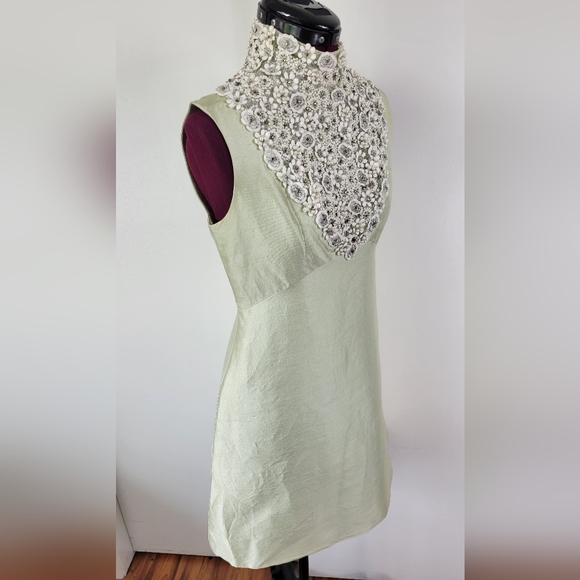 Vintage British Crown Colony of Hong Kong in chartreuse. - Picture 5 of 15